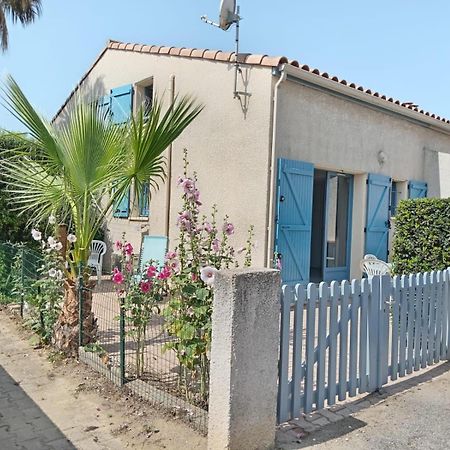 Maison Avec Terrasse Et Piscine Dans Residence A 6Min De La Plage แซนต์-มารี-ลา-แมร์ ภายนอก รูปภาพ